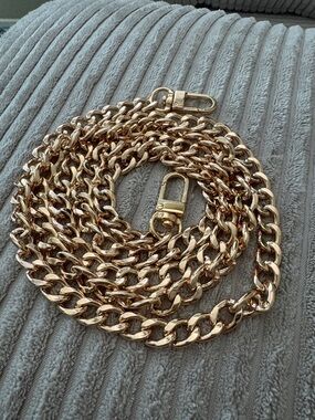 Gold Chain Purse Strap - Detachable Lobster Clasps